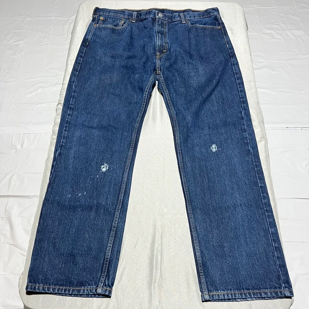 Levis 505 Regular Fit Straight Leg Jeans Mens 42x32 Medium Wash Blue 00505-0216